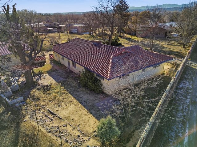 1414 Montana Vista Street, Espanola, NM 87532