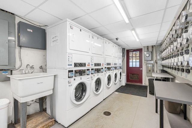 210 Brook Village Rd Apt 38, Nashua, NH 03062