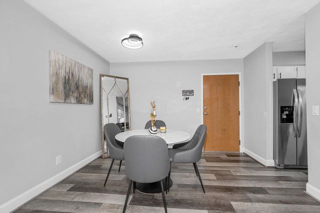 210 Brook Village Rd Apt 38, Nashua, NH 03062