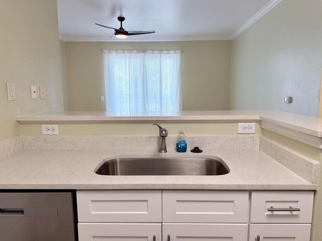 130 River Landing Drive 2107, Daniel Island, SC 29492