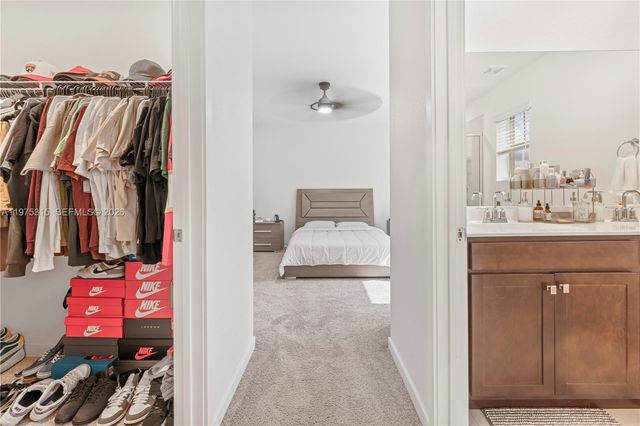 818 SE 17th St, Homestead, FL 33034