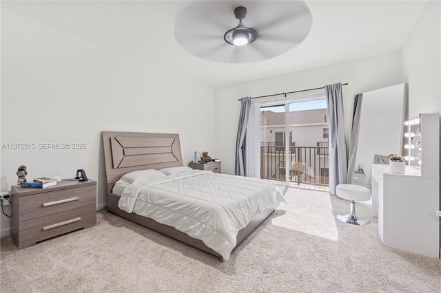 818 SE 17th St, Homestead, FL 33034