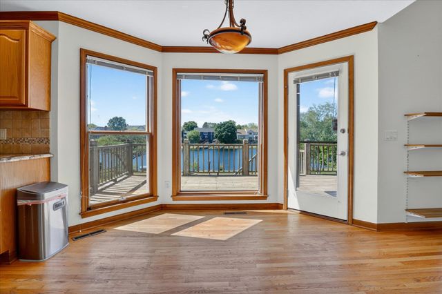 15161 Clifden Drive, Granger, IN 46530