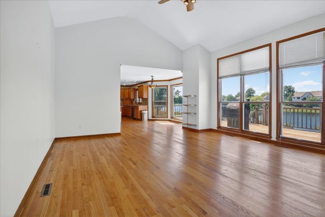 15161 Clifden Drive, Granger, IN 46530