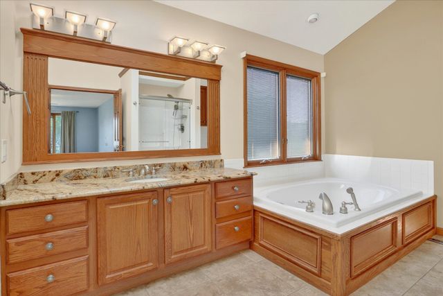 15161 Clifden Drive, Granger, IN 46530