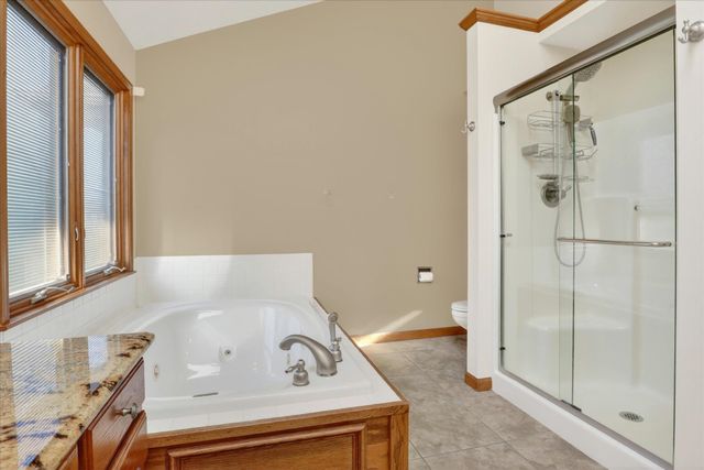 15161 Clifden Drive, Granger, IN 46530