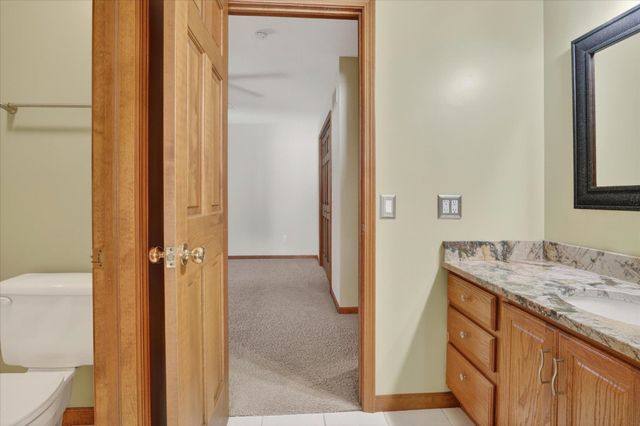 15161 Clifden Drive, Granger, IN 46530