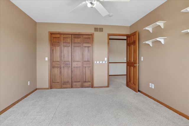 15161 Clifden Drive, Granger, IN 46530