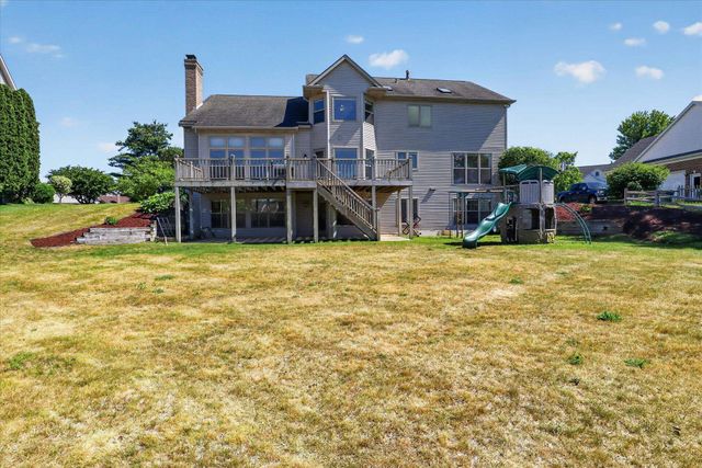 15161 Clifden Drive, Granger, IN 46530