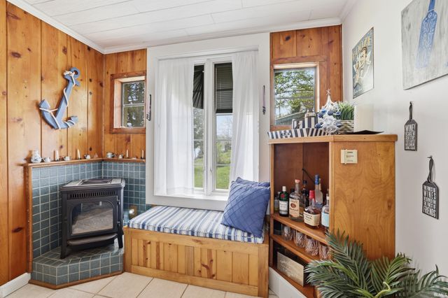 8110 N Lakewood Drive, Unionville, IN 47468