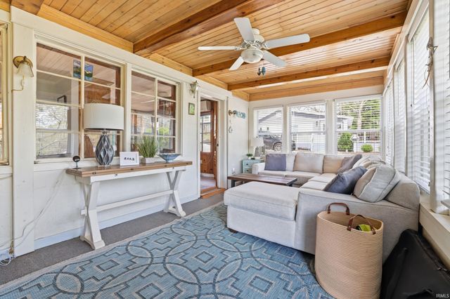 8110 N Lakewood Drive, Unionville, IN 47468