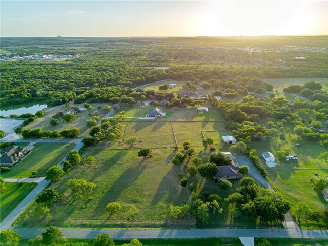 510 W County Road 714, Burleson, TX 76028