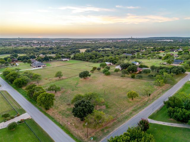 510 W County Road 714, Burleson, TX 76028