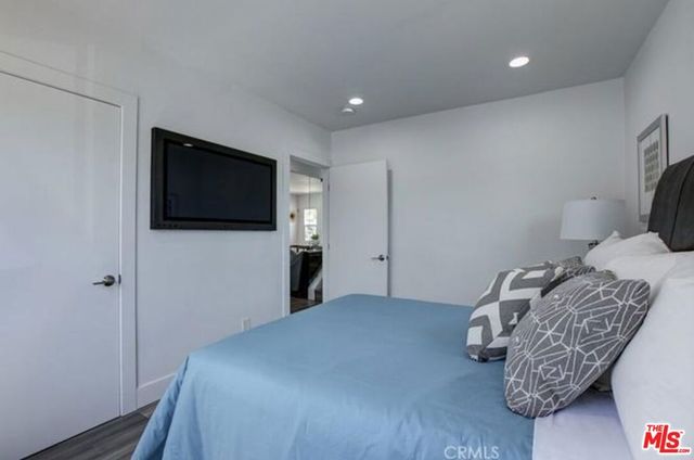 338 Walnut Avenue, Long Beach, CA 90802