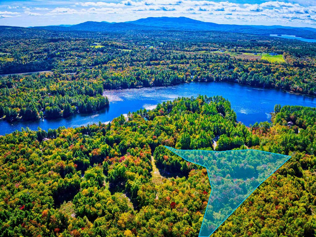 106-23 Fieldstone Lane, New London, NH 03257
