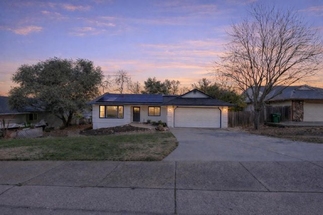 147 Rocky Ridge Ln, Angels Camp, CA 95222