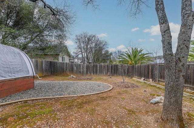 147 Rocky Ridge Ln, Angels Camp, CA 95222