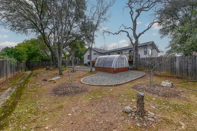 147 Rocky Ridge Ln, Angels Camp, CA 95222