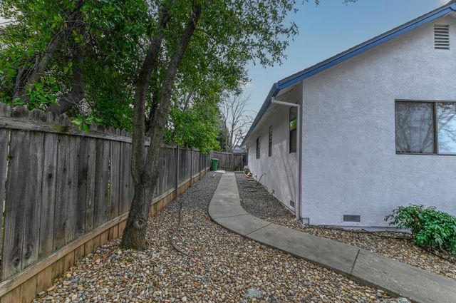 147 Rocky Ridge Ln, Angels Camp, CA 95222