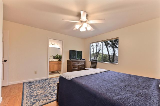 147 Rocky Ridge Ln, Angels Camp, CA 95222