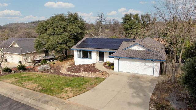 147 Rocky Ridge Ln, Angels Camp, CA 95222