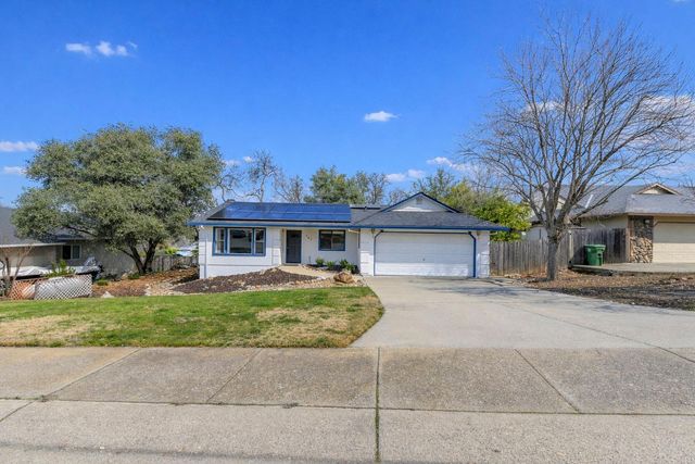 147 Rocky Ridge Ln, Angels Camp, CA 95222