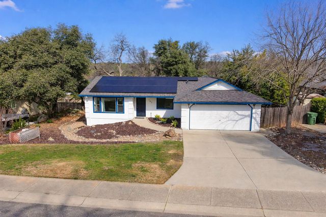 147 Rocky Ridge Ln, Angels Camp, CA 95222