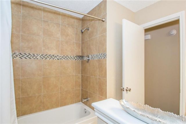 2405 Cranberry Lane, Euless, TX 76039