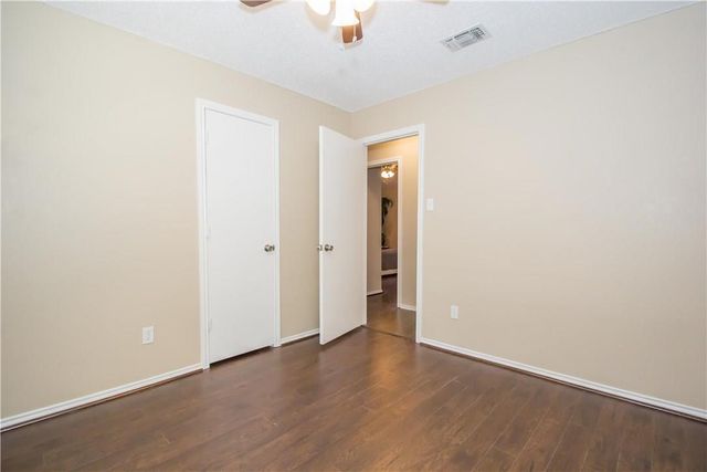 2405 Cranberry Lane, Euless, TX 76039