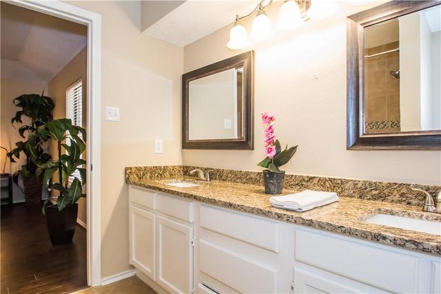 2405 Cranberry Lane, Euless, TX 76039