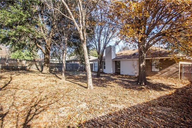 2405 Cranberry Lane, Euless, TX 76039