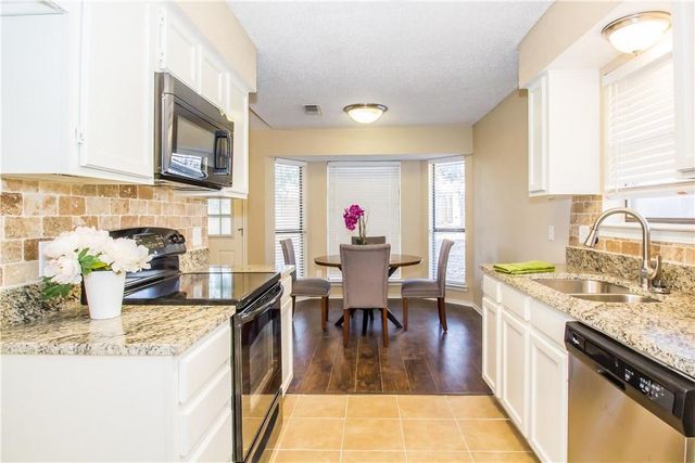 2405 Cranberry Lane, Euless, TX 76039