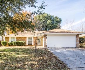 2405 Cranberry Lane, Euless, TX 76039