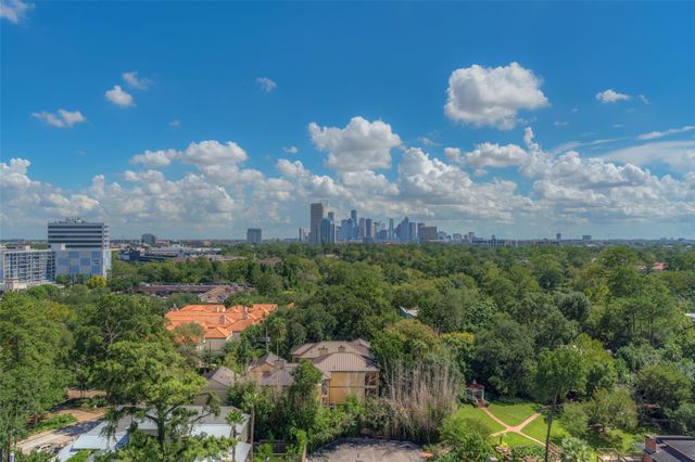 101 Westcott Street 905, Houston, TX 77007