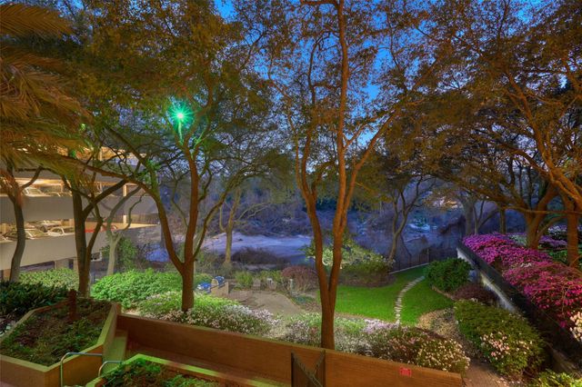 101 Westcott Street 905, Houston, TX 77007