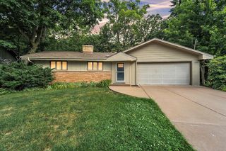 1524 Spring Valley DRIVE, Racine, WI 53405