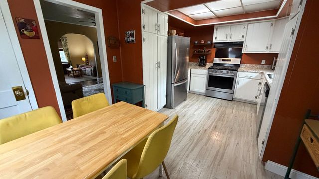 54 FINLEY AVE, Hamilton, NJ 08610
