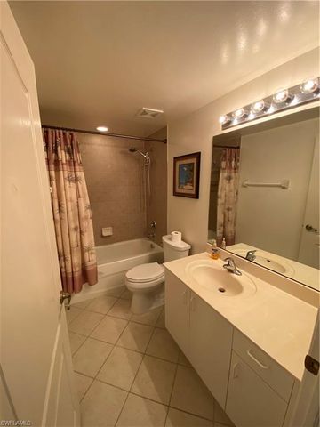 7831 REGAL HURON CIR 105, Naples, FL 34104