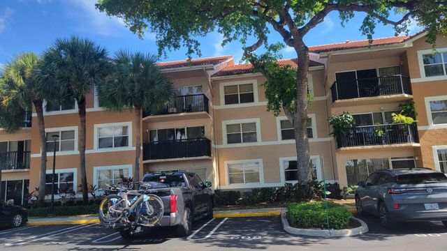 8851 WILES Road 307, Coral Springs, FL 33067