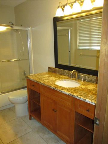 900 SW 62ND BOULEVARD D23, Gainesville, FL 32607