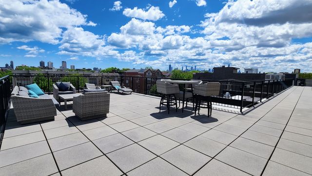 1409 W Diversey Parkway 308, Chicago, IL 60614