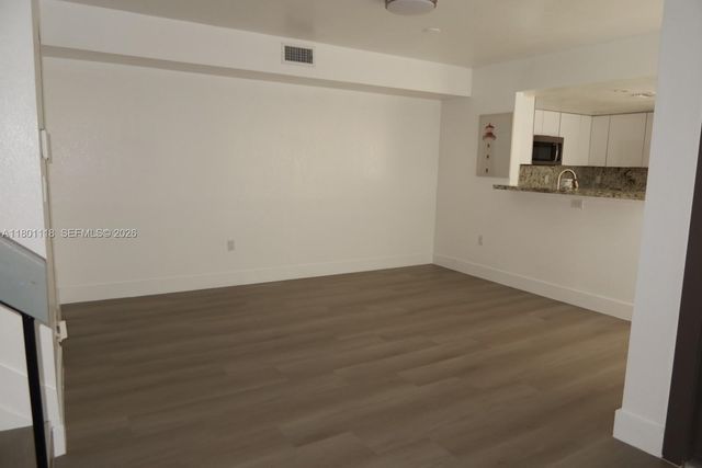 8098 NW 99th Terrace, Hialeah Gardens, FL 33016