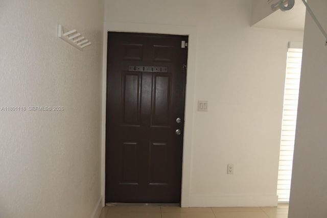 8098 NW 99th Terrace, Hialeah Gardens, FL 33016