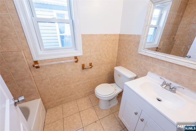 28 Highland Street, Paterson, NJ 07524