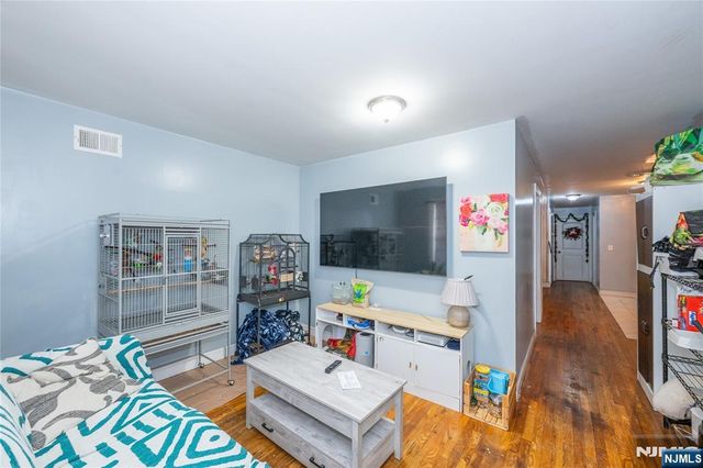 28 Highland Street, Paterson, NJ 07524