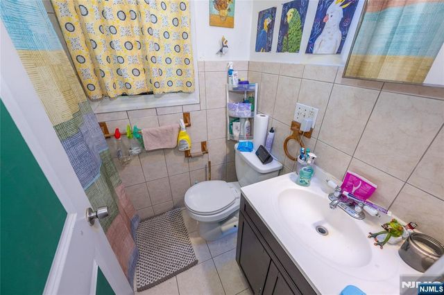 28 Highland Street, Paterson, NJ 07524