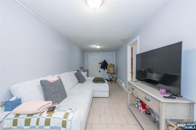 28 Highland Street, Paterson, NJ 07524