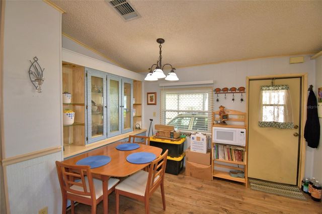 447 VILLAGE CIRCLE SW, Winter Haven, FL 33880