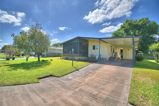 447 VILLAGE CIRCLE SW, Winter Haven, FL 33880