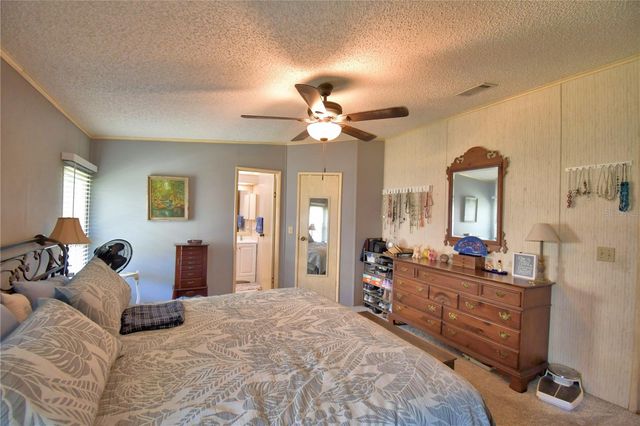 447 VILLAGE CIRCLE SW, Winter Haven, FL 33880